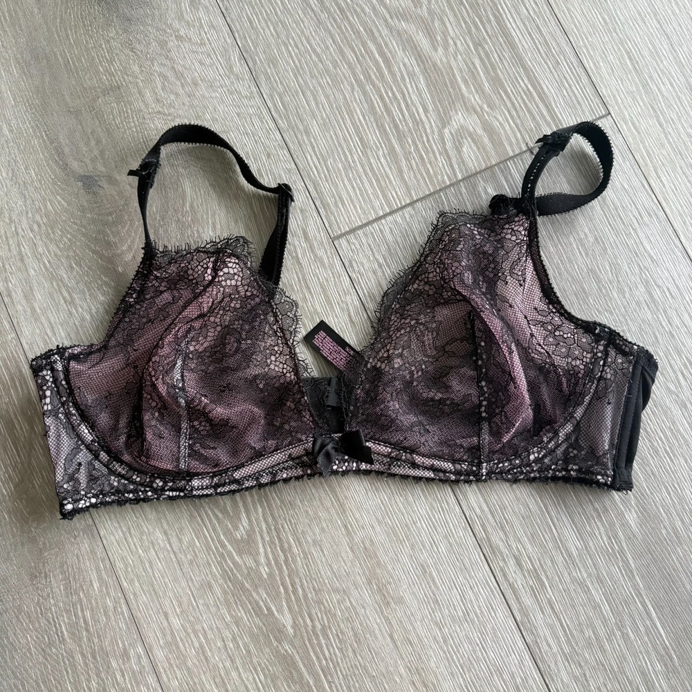 Victoria's Secret Womens Black Very Sexy Unlined Plunge Balconette Bra Size 36C